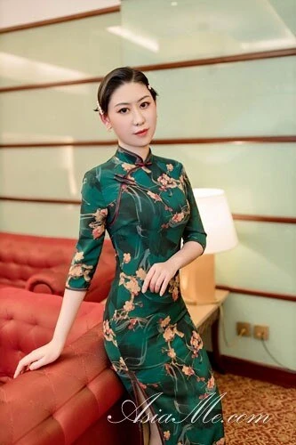 Lynn Profile image 1