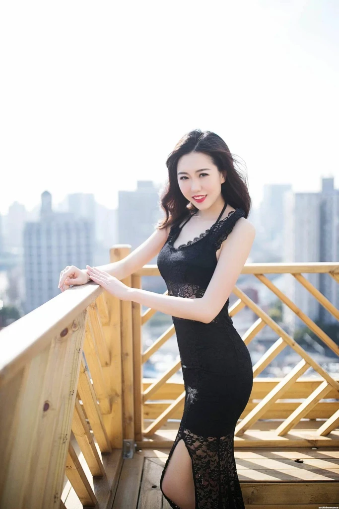 Yunzhu Profile image 3