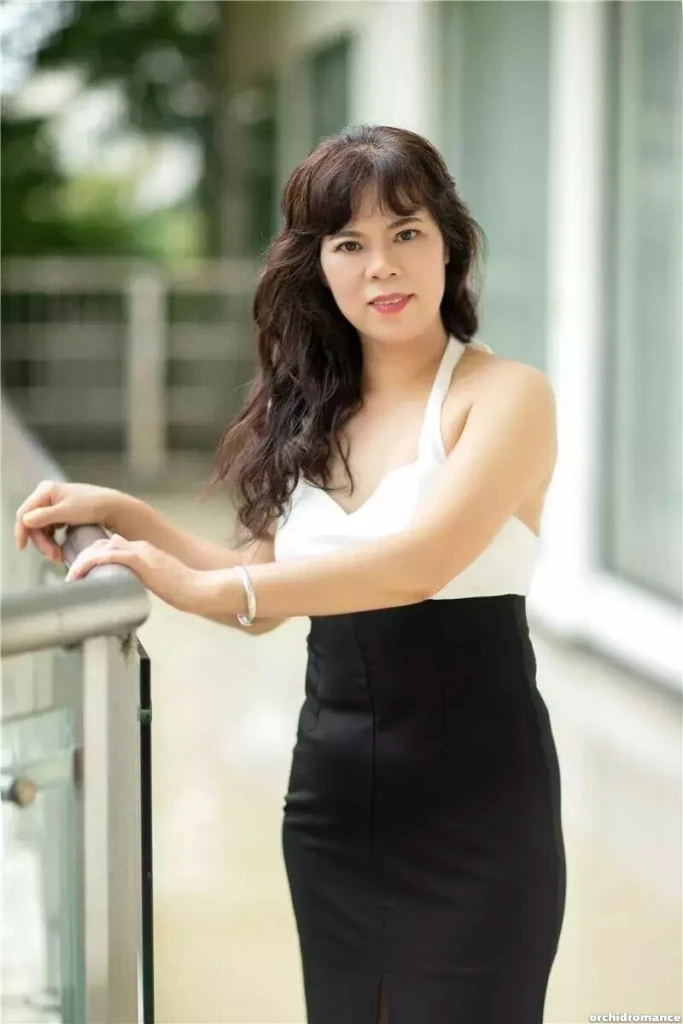 Yuling Profile image 4